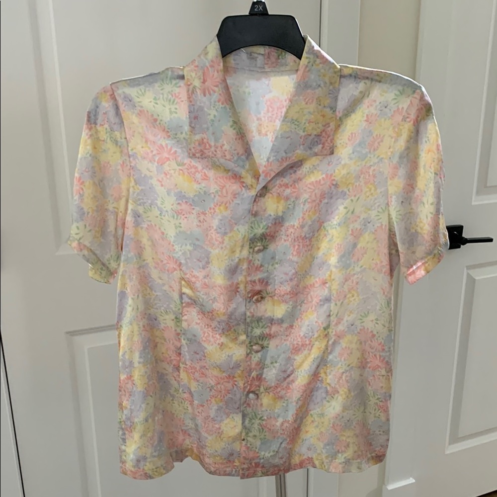100% Silk Button Down Short Sleeve Shirt